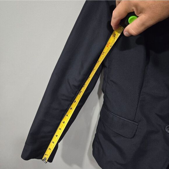 🐢 J. Crew Waterproof Rain Blazer Navy. 🌧️ ☔ - Picture 11 of 17